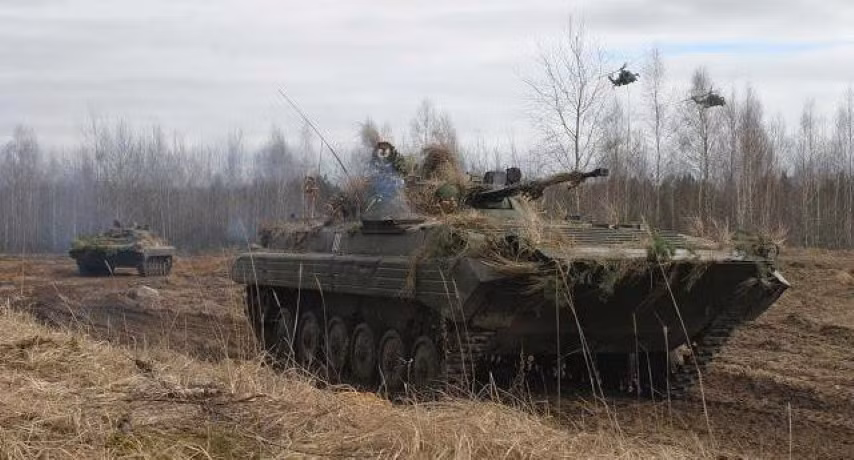 BMP-2 là xe chiến đấu bộ binh thế hệ 2 do hãng Kurganmashzavod sản xuất năm 1980 cho quân đội Liên Xô và xuất khẩu đi nhiều nước.