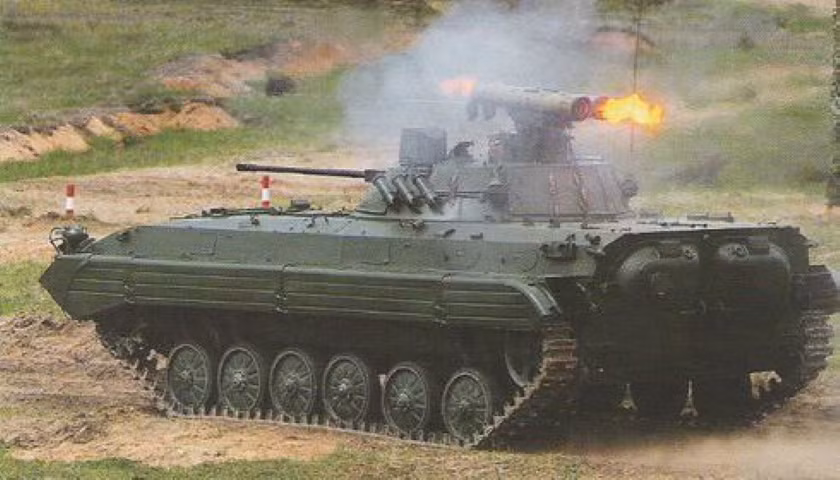 Ngoài ra xe còn được trang bị thêm tên lửa chống tăng 9M111 Fagot hay 9M113 Konkurs với sức công phá mạnh mẽ đủ sức hủy diệt xe tăng đối phương hoặc phá tan công sự đối phương