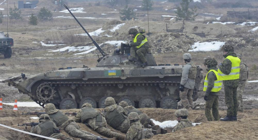 Sau đó họ tiếp tục nâng cấp bằng cách lắp đặt thêm giáp phản ứng nổ để những chiếc xe chiến đấu bộ binh này có thể sống sót trong các cuộc chiến hiện đại.