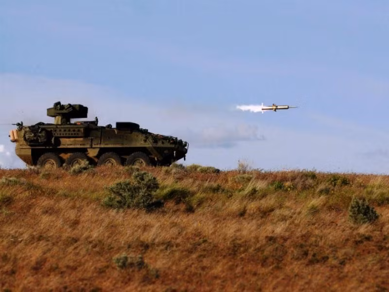 Đây là loại tên lửa điều khiển thông qua dây dẫn, yêu cầu xạ thủ phải lái đạn trong toàn quá trình bay cho tới khi chạm mục tiêu thông qua bám chùm laser, nó chưa có chức năng “bắn và quên” như tên lửa chống tăng thế hệ 3.