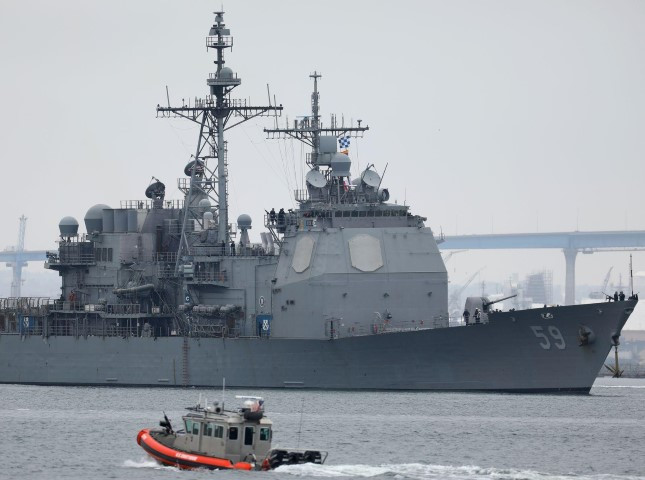 Trong bối cảnh trên, nhiều lập luận được đưa ra rằng tốt hơn là xóa bỏ những con tàu cũ và sử dụng số tiền tiết kiệm được để đóng các chiến hạm mới.