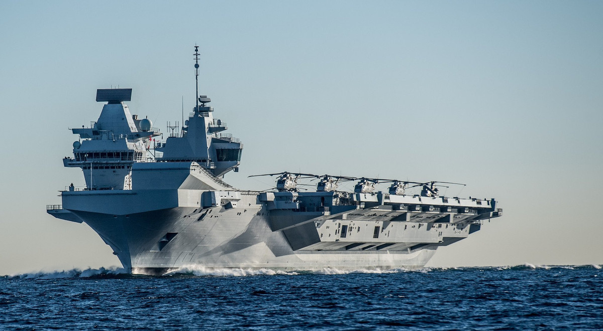 Toàn bộ chương trình nghiên cứu và phát triển tàu sân bay HMS Queen Elizabeth đã tốn của Hải quân Hoàng gia Anh tới 6 tỷ Bảng - tương đương khoảng 9 tỷ USD.