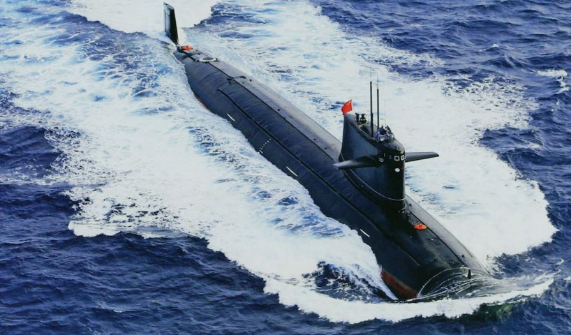 Hải quân Anh và Trung Quốc chưa bình luận về thông tin này. Tuy nhiên giới phân tích quốc tế thì nghiêng về nhận định rằng, tàu ngầm hạt nhân Trung Quốc khi hoạt động đã tạo ra độ ồn lớn, từ đó chúng dễ dàng bị đối phương phát hiện.