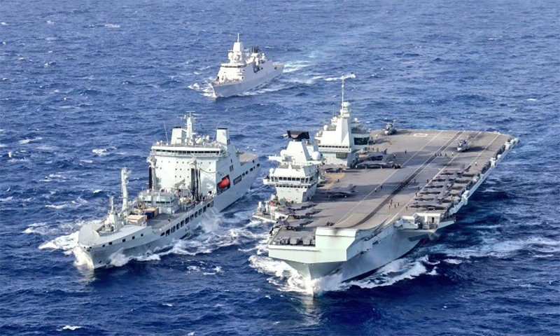 Anh cho biết đợt triển khai của nhóm tác chiến tàu sân bay Queen Elizabeth thể hiện cam kết của nước này đối với an ninh tập thể trong khu vực. Đồng thời cho rằng tự do thông thương trên vùng biển quốc tế như Biển Đông là mấu chốt cho sự hòa bình, ổn định và phát triển trong khu vực và trên thế giới.