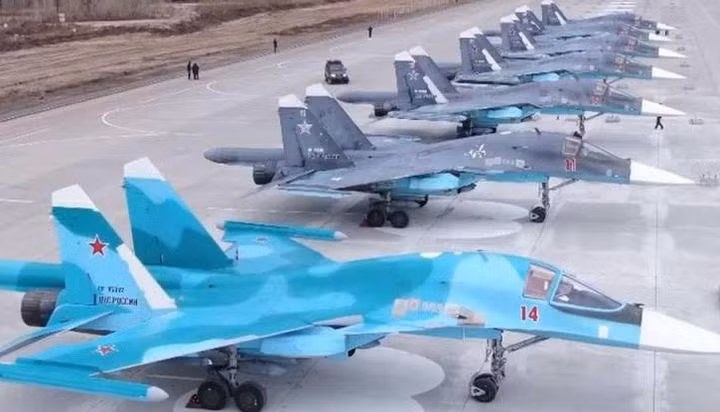 Được biết, nhiệu cuộc không kích của Su-34 nhắm vào các vị trí của phiến quân chỉ cách biên giới của Thổ Nhĩ Kỳ khoảng 1,5-2km. Điều này cho thấy, Nga đã cứng rắn hơn trước các động thái của phiến quân tại đây.