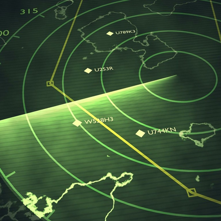 Với các mục tiêu trên mặt biển, loại radar này có thể phát hiện mục tiêu ở khoảng cách tối đa lên tới 400 km, theo dõi được cùng lúc 300 tàu chiến hoặc 100 máy bay.