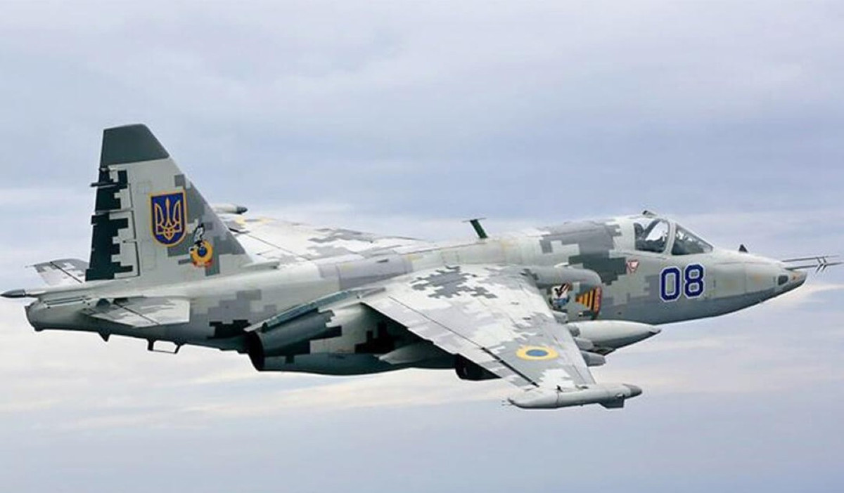 Nhưng giới truyền thông Ukraine lại tự tin cho rằng dòng chiến đấu cơ Su-25 của họ có thể gây ra những đe dọa nghiêm trọng cho Hạm đội Biển Đen đang đóng tại bán đảo Crimea.