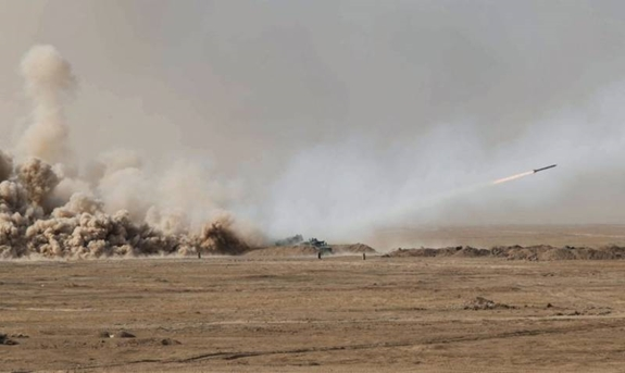 Ngoài ra, các chuyên gia quân sự của Mỹ cũng cho rằng, hệ thống pháo phun lửa hạng nặng TOS-2 phiên bản mới, được lắp đặt trên khung gầm bánh lốp, sẽ có khả năng cơ động cao hơn nhiều so với phiên bản cũ sử dụng khung gầm bánh xích.