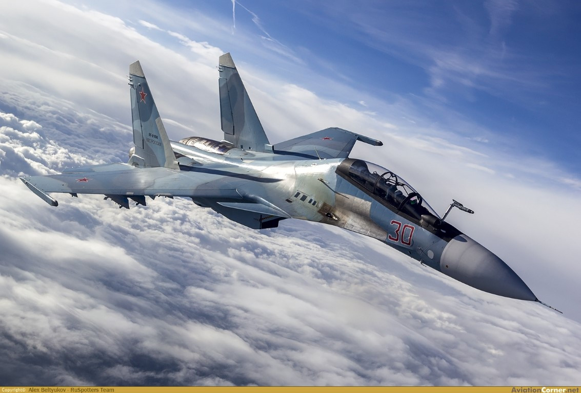 Một điểm hết sức đáng lo ngại đó là, bản thân Kaliningrad lại gần với NATO hơn là gần với Nga. Điều này khiến đây biến thành gai trong mắt NATO, nhưng cũng đưa Nga vào vị thế rất khó để bảo toàn lãnh thổ nếu NATO chọn Kaliningrad là mục tiêu tấn công tổng lực.