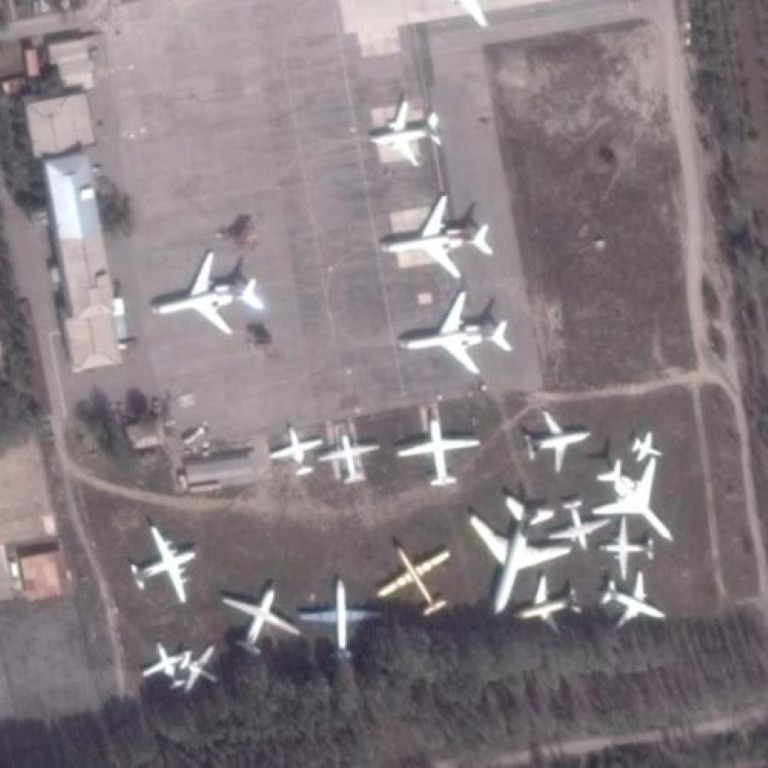 Sự tan rã của Liên Xô và việc quân đội Nga sau này liên tục cắt giảm quy mô để tiết kiệm ngân sách quốc phòng, đã đánh dấu khai tử cho toàn bộ dàn máy bay vận tải nước này bỏ lại Kyrgyzstan.