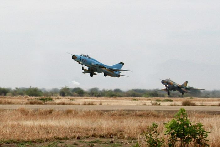 Khi Liên Xô tham chiến ở Afghanistan, ước tính cũng đã có khoảng 180 chiếc tiêm kích - bom Su-22 tham gia đảm nhận nhiệm vụ yểm trợ đường không.