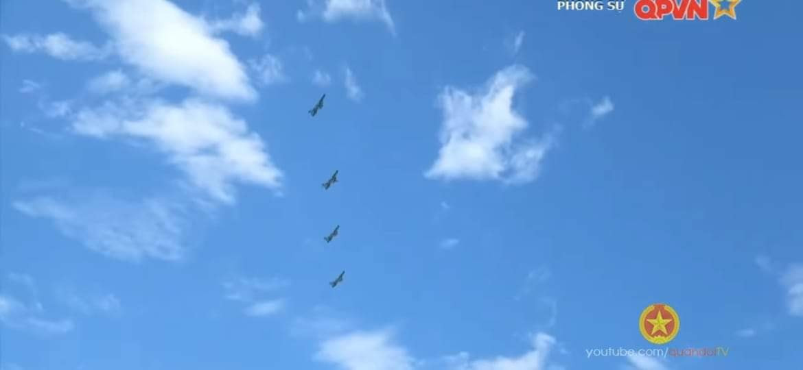 Trong một phi vụ cụ thể, có thể có nhiều biên đội cùng tham gia nhưng sẽ rất hiếm khi nhiều hơn hai chiếc chiến đấu cơ xuất hiện cùng lúc, do hướng tiếp cận mục tiêu của các biên đội là khác nhau.