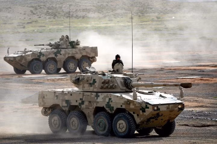 So sánh về hỏa lực hay mức độ bảo vệ của vỏ giáp, cả ZTL-11 lẫn ZTQ-15 đều không phải là đối thủ của T-90, bởi vậy chương trình trang bị xe tăng hạng nhẹ của Ấn Độ chưa cần diễn ra một cách gấp gáp.