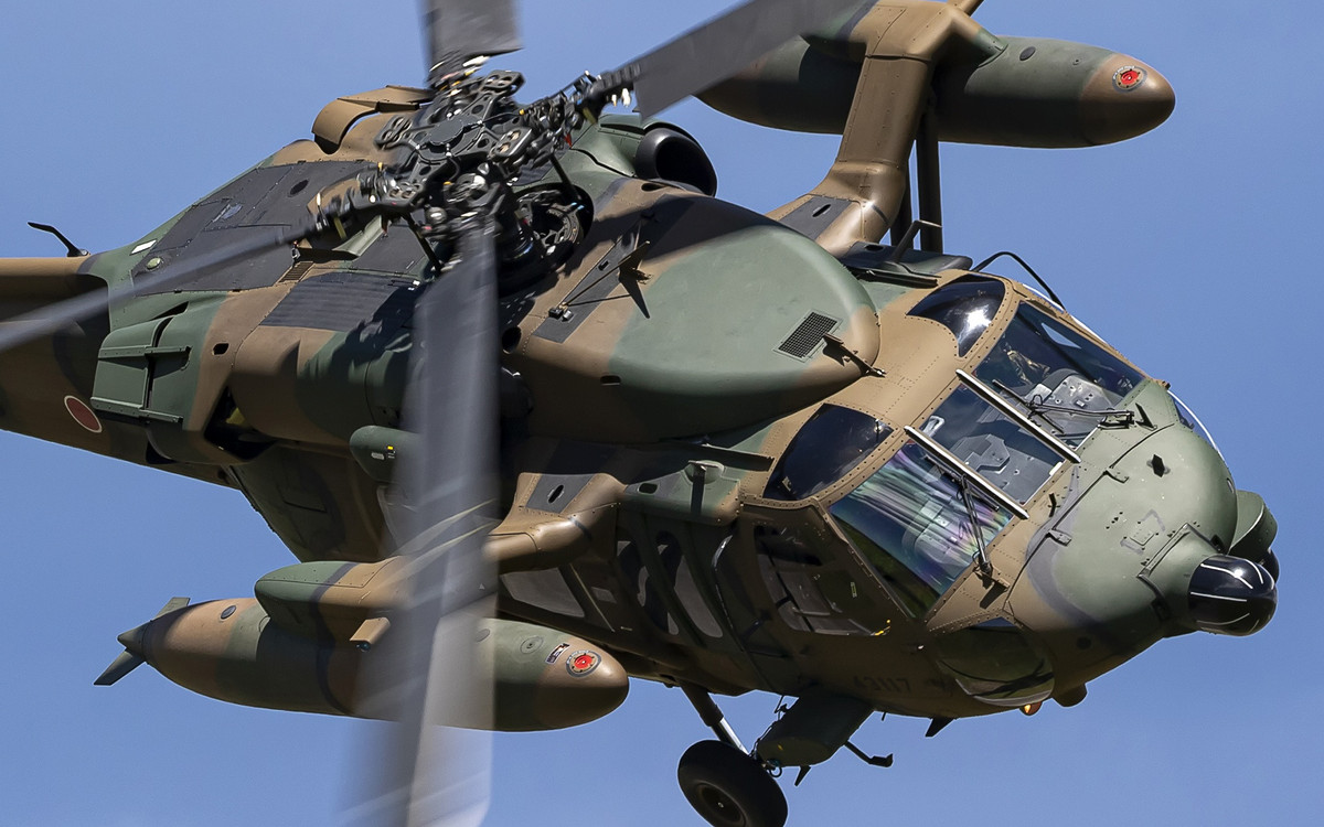 Kể từ thời điểm đó tới nay, đã có 178 chiếc trực thăng Mitsubishi H-60 được sản xuất dành riêng cho lực lượng phòng vệ Nhật Bản.