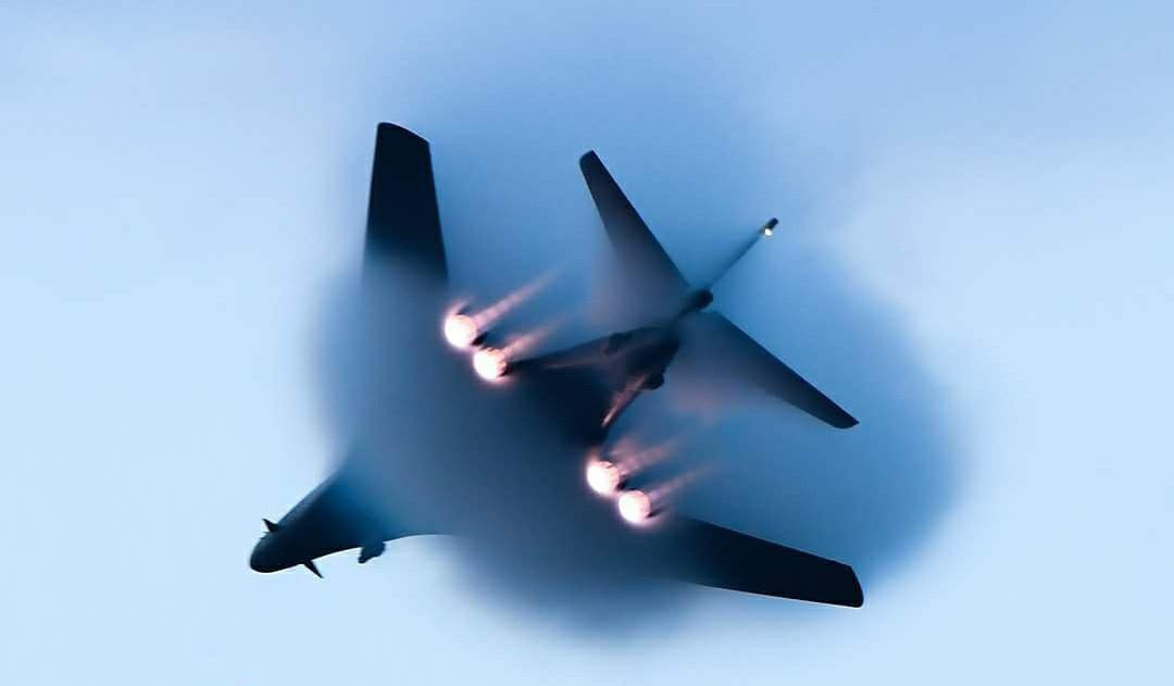 Động thái diễn ra trong bối cảnh Nga đang mở rộng cơ sở hạ tầng quân sự của nước này ở vùng cực bắc, trong đó có việc nâng cấp các căn cứ quân sự để hỗ trợ tốt hơn cho máy bay ném bom và các máy bay chiến đấu khác của nước này.