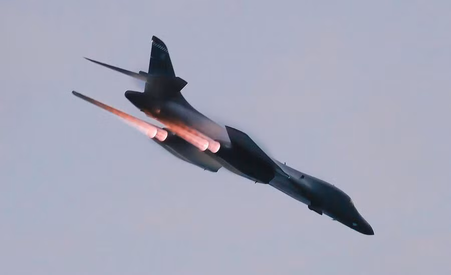 Hiện tại quân đội Mỹ vẫn tiếp tục duy trì sự hoạt động của đội ngũ máy bay B-1B gồm 67 chiếc. Chúng đang đóng vai trò là lực lượng máy bay ném bom chiến lược và là lực lượng răn đe hạt nhân của Mỹ.