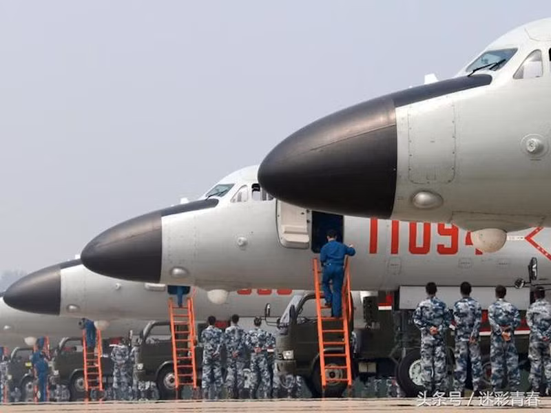 Tất nhiên, với sự góp mặt của những loại tên lửa hành trình, tên lửa đạn đạo tầm xa, các điểm yếu của H-6 có thể đã được "yểm trợ" phần nào. Tuy nhiên về cơ bản, Bắc Kinh vẫn cần một loại máy bay ném bom chiến lược mới càng sớm càng tốt.