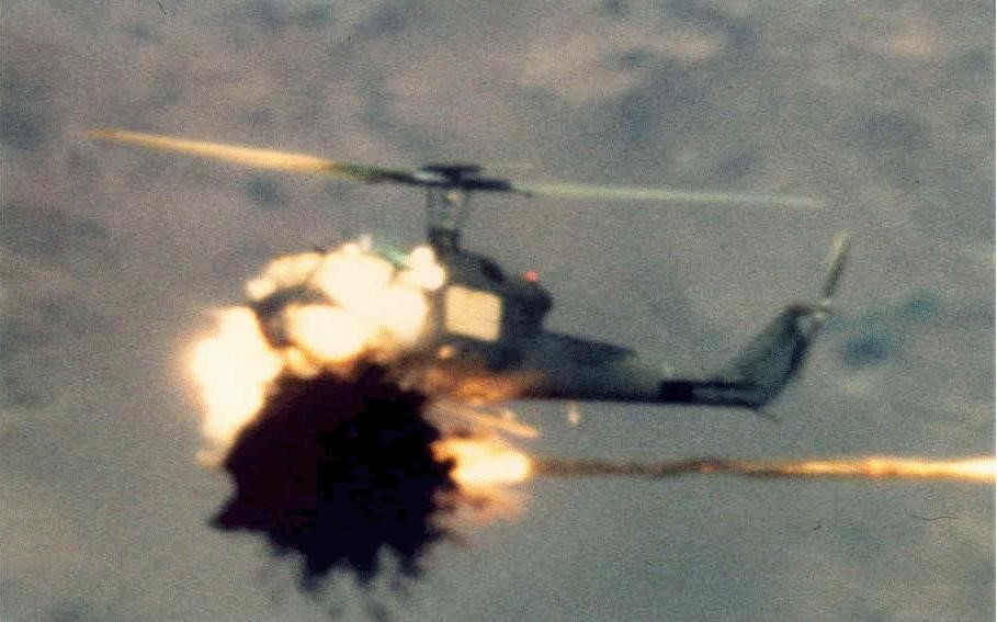 Để tiện so sánh, Liên Xô cũng từng tham chiến ở Afghanistan hàng chục năm, nhưng chỉ mất 332 trực thăng các loại - bằng 1/10 so với thiệt hại của Mỹ tại chiến trường Việt Nam.