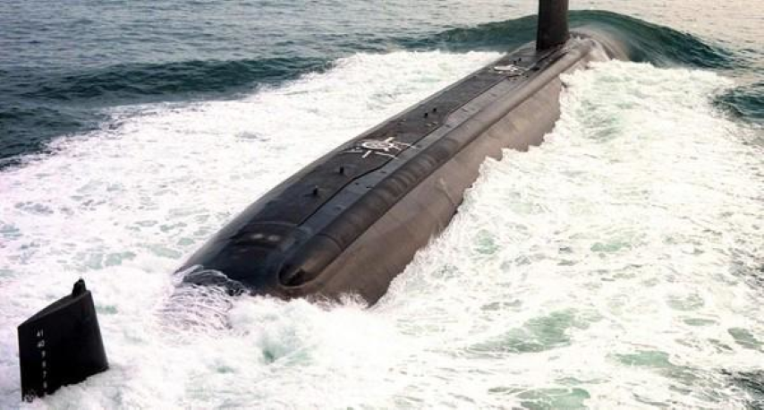 Tư lệnh Hạm đội 7 hải quân Mỹ Karl Thomas hồi đầu tháng ra lệnh cách chức ba sĩ quan cấp cao của tàu ngầm USS Connecticut gồm hạm trưởng Cameron Aljilani, hạm phó Patrick Cashin và trợ lý hạm trưởng Cory Rogers với lý do "mất niềm tin vào khả năng lãnh đạo" do sự cố này.