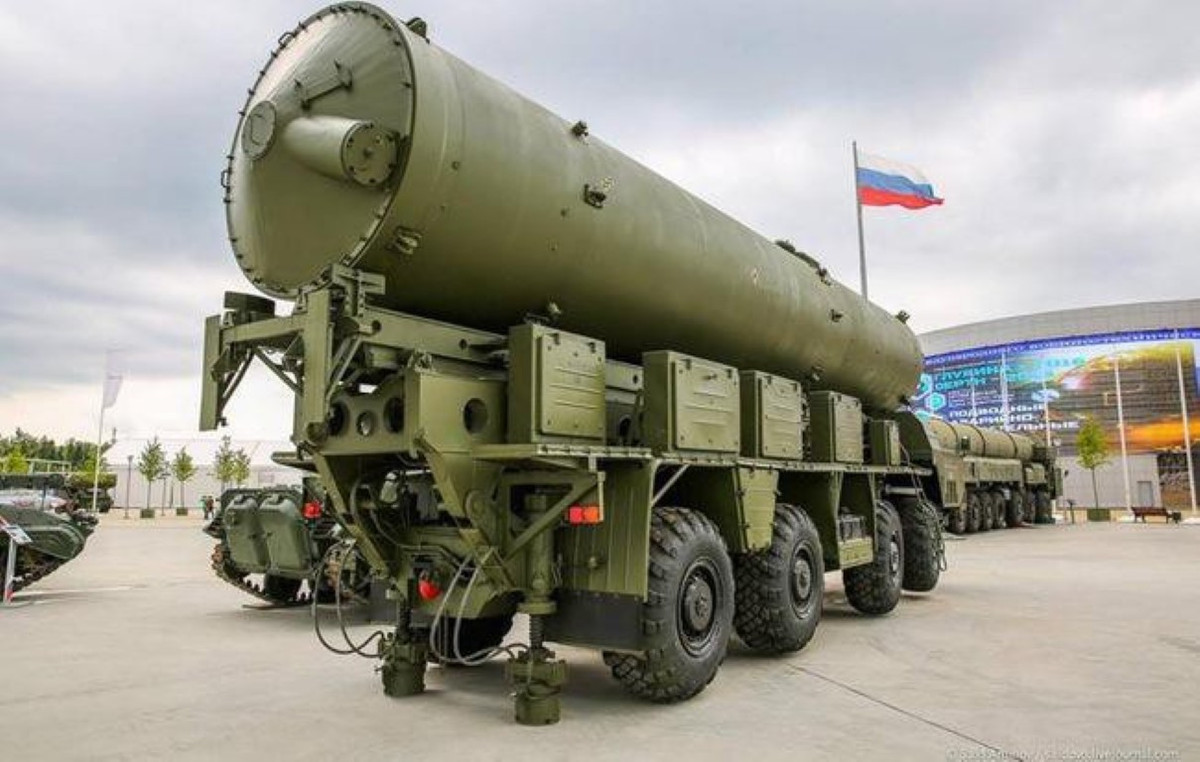 Tất cả các loại tên lửa mà A-235 Nudol sử dụng đều có khả năng mang đầu đạn hạt nhân để tăng xác suất tiêu diệt tên lửa đạn đạo liên lục địa nhằm vào thủ đô Moskva, khiến nó trở thành loại vũ khí phòng không có sức hủy diệt cao nhất thế giới.