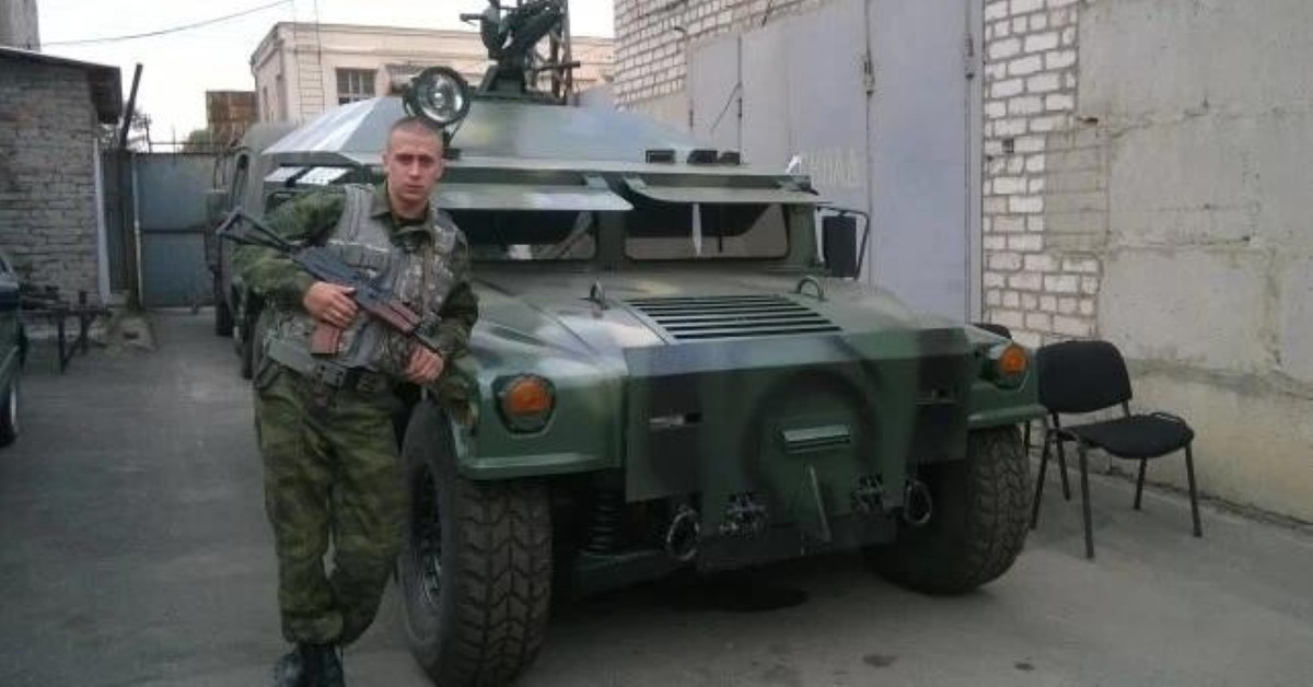 Humvee được thiết kế đặc biệt để có thể chống lại các vụ nổ tương đương với 5,4kg TNT trước đầu xe hoặc 1,8kg TNT phía sau xe.