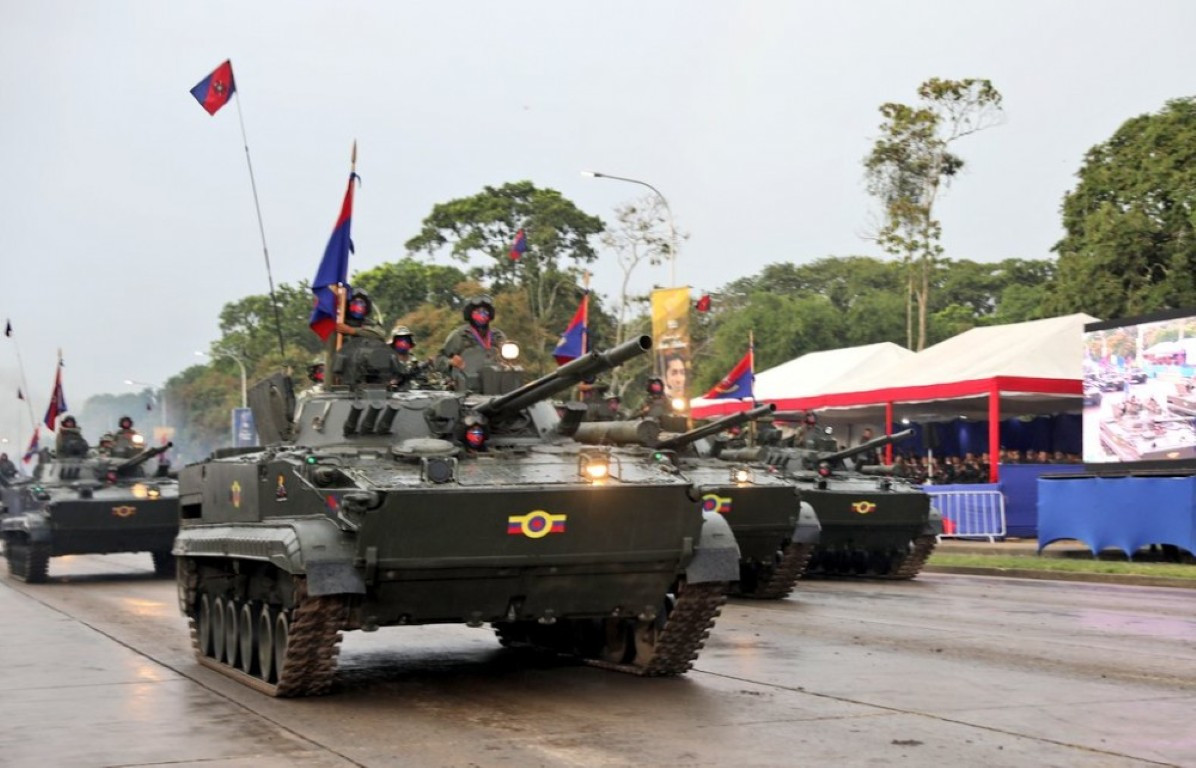 Xe chiến đấu bộ binh BMP-3 do Nga sản xuất. Hiện tại trong biên chế Quân đội Venezuela đang sở hữu ít nhất 130 xe chiến đấu bộ binh loại này.