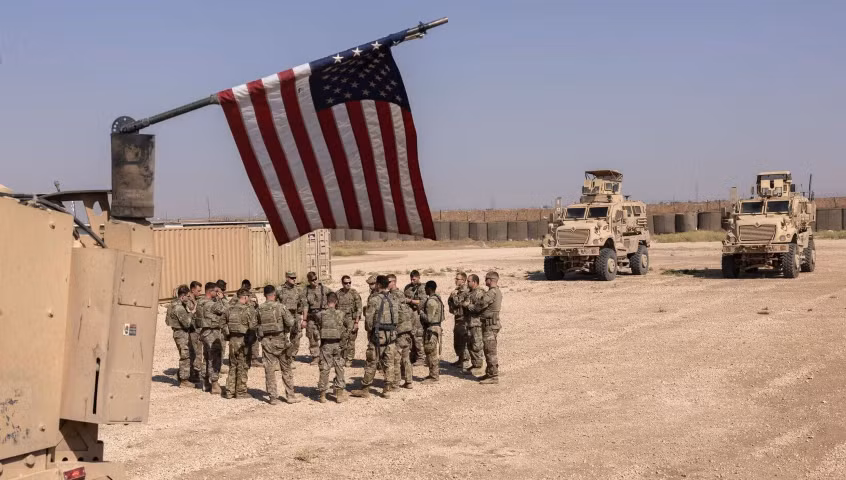 Tuy nhiên đã có ít nhất 5 quả tên lửa tầm ngắn đánh trúng vào căn cứ Harrab al-Jayr. Hiện chưa có báo cáo nào về nạn nhân của vụ tấn công hoặc thiệt hại vật chất đối với căn cứ.