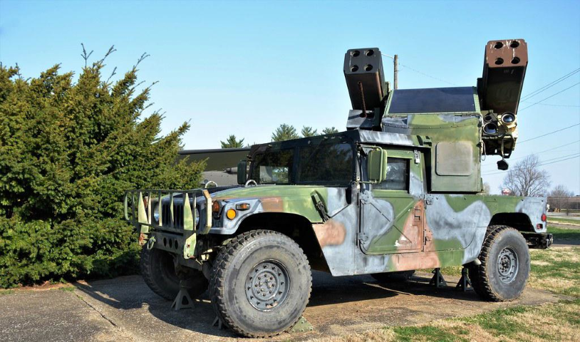 Nhà phát triển cho biết, hệ thống này dễ dàng ngăn chặn hoặc tiêu diệt các mục tiêu trên không với 8 tên lửa đất đối không Stinger nằm trong 2 cụm ống phóng tên lửa.