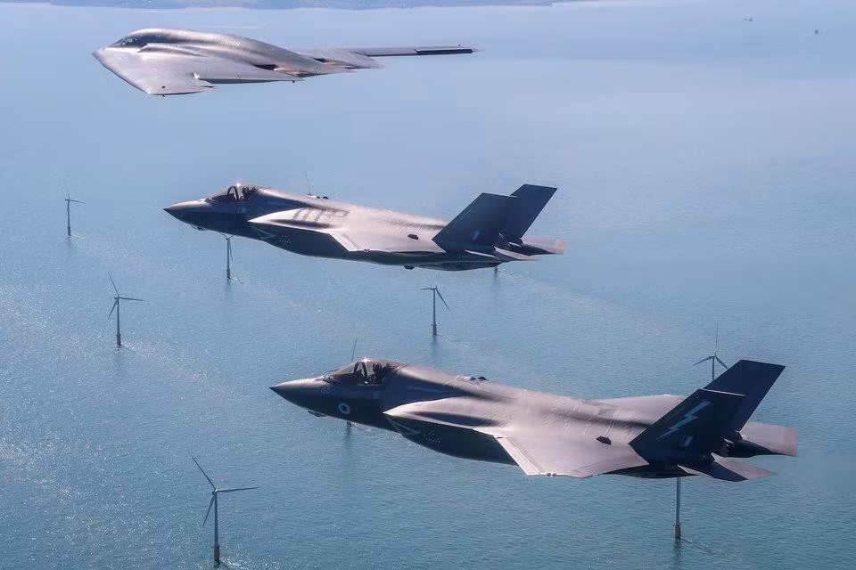Gossner thêm rằng chưa có học viên phi công F-35A nào từng được tham gia những chuyến bay hiệp đồng như vậy trước khi tốt nghiệp và chuyển đến đơn vị tác chiến.