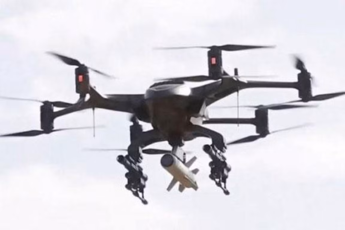 Với sự trợ giúp của UAV, Hải quân Nga dự báo có thể sớm tung đòn tấn công trực tiếp vào đối phương từ độ sâu lớn - trong trường hợp này, chẳng những không thể đánh chặn UAV phóng từ dưới nước mà còn không thể phát hiện ra chúng.