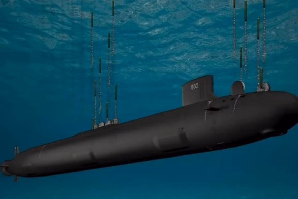 Chuẩn đô đốc Dave Goggins gọi đây là "một cơ hội khá tuyệt vời cho hạm đội". Theo vị chỉ huy của Hải quân Mỹ, trong quá trình huấn luyện, SLUAS được sử dụng để chỉ định mục tiêu cho tàu ngầm phóng ngư lôi vào tàu nổi của đối phương.