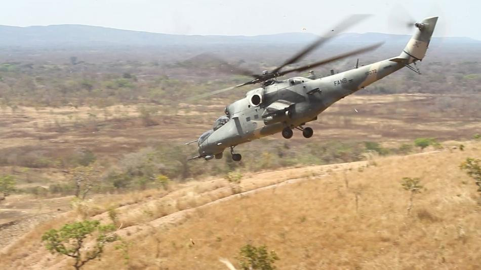 Một trong số đó là trực thăng chiến đấu Mi-35M2 Caribe - phiên bản trực thăng cải tiến từ mẫu trực thăng vũ trang Mi-24 do Nga thiết kế, chế tạo.