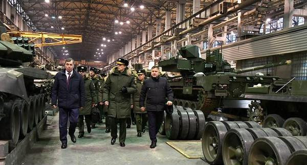 Các lần kế tiếp lỗi hẹn diễn ra vào các năm 2017, 2019 và lần gần đây nhất là 2021, xe tăng T-14 Armata bị lỗi hẹn vào biên chế vì nhiều nguyên nhân khác nhau.