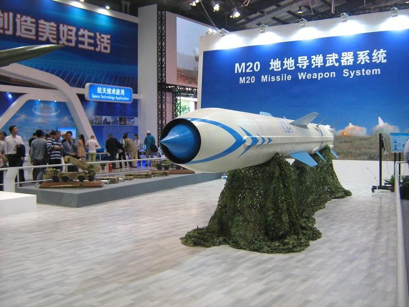 Điều này khiến các nhà phân tích quân sự đi tới nhận định rằng phía Trung Quốc đã áp dụng phương thức nghi binh nổi tiếng của họ, khi cố tình mang tới triển lãm một loại vũ khí không có thật.