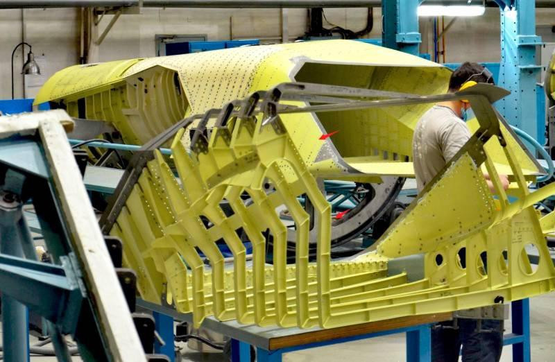 Theo Sina, yêu cầu như vậy chỉ có thể được thực hiện bằng vật liệu composite, công nghệ sản xuất nói trên đang nằm trong tay Mỹ, Nhật Bản, một số nước châu Âu và nhiều công ty đến từ Trung Quốc.