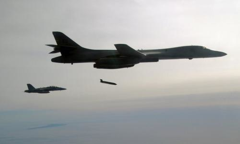 Cần lưu ý rằng những chiếc máy bay ném bom này được xem là vũ khí hoàn hảo để tiến hành chiến tranh do có tầm bay đáng kể lên tới 8.000 km và trọng tải vũ khí cực cao 25 tấn.