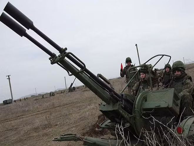 Tới thời điểm hiện tại, dù đã bước qua tuổi 60, khẩu pháo ZU-23-2 vẫn được sử dụng rất rộng rãi trên khắp thế giới. Một vài quốc gia ở khu vực châu Á vẫn đang sử dụng loại vũ khí này, bao gồm Việt Nam, Iran, Triều Tiên, Lào, Myanmar,... Nguồn: TH.