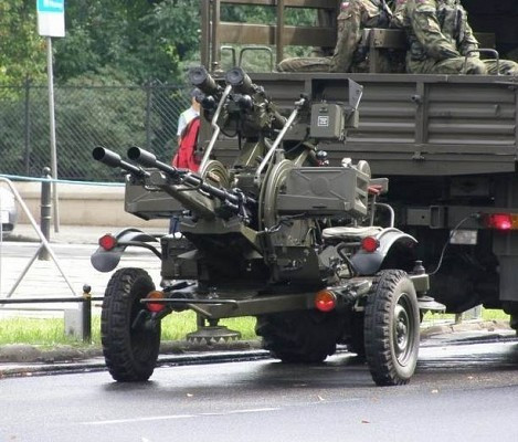 Ở điều kiện tác chiến thực tế, pháo phòng không ZU-23-2 có khả năng khai hỏa với tốc độ tối đa lên tới 400 viên/nòng/phút. Điều này giúp cung cấp mật độ hỏa lực cực kỳ dày đặc, áp chế được đối phương trong nhiều hoàn cảnh.