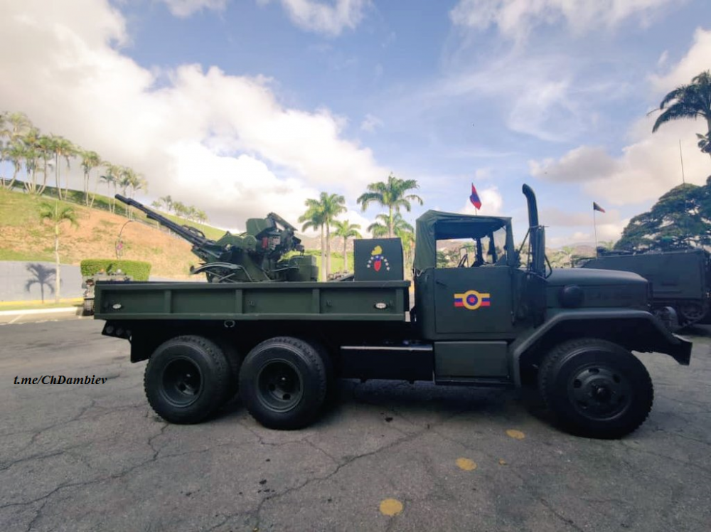 Mới đây, những hình ảnh về khẩu pháo nòng đôi ZU-23-2 đặt trên thùng xe tải của quân đội Venezuela, đã xuất hiện trên truyền thông và nhận được rất nhiều sự khen ngợi.