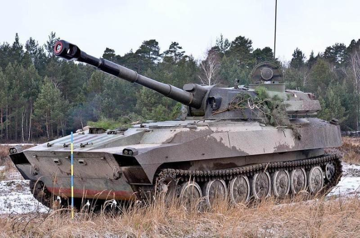 Hiện tại những cuộc đụng độ đang được quan sát trên toàn bộ mặt trận. Đồng thời Donetsk cùng với nhiều khu vực xung quanh đã phải hứng chịu những đòn đánh rất mạnh bằng pháo binh và cả tên lửa chiến trường.