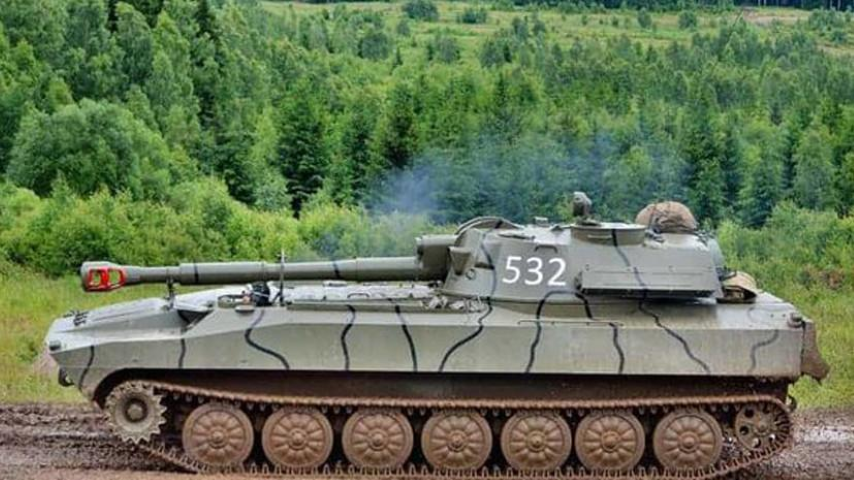 Trong Chiến tranh Lạnh, "Hoa cẩm chướng" đã được xuất khẩu sang các nước thuộc Khối Warsaw. Trong những năm gần đây, nó vẫn còn trong biên chế một số quốc gia, bao gồm Ukraine, Belarus và Ấn Độ...