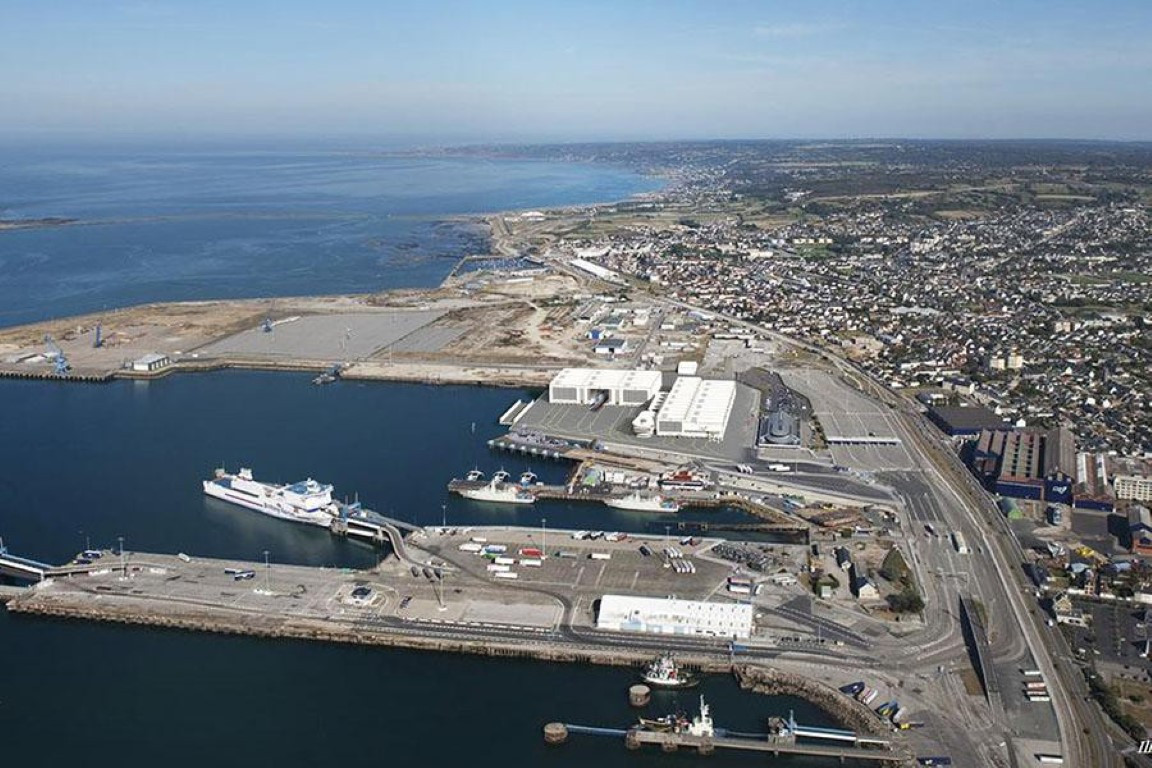 Tàu Perle mới dự kiến sẽ được chuyển trở lại Toulon vào cuối năm nay để gia cố kỹ thuật và nâng cấp các hệ thống chiến đấu trước khi gia nhập hạm đội Pháp vào đầu năm 2023.