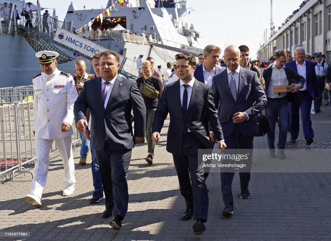 Vào ngày 4/7, Tổng thống Ukraine - ông Volodymyr Zelensky trong bài phát biểu của mình tại cảng Odessa đã lưu ý rằng Hải quân Ukraine đang không ngừng lớn mạnh và hoàn thiện khả năng chiến đấu.