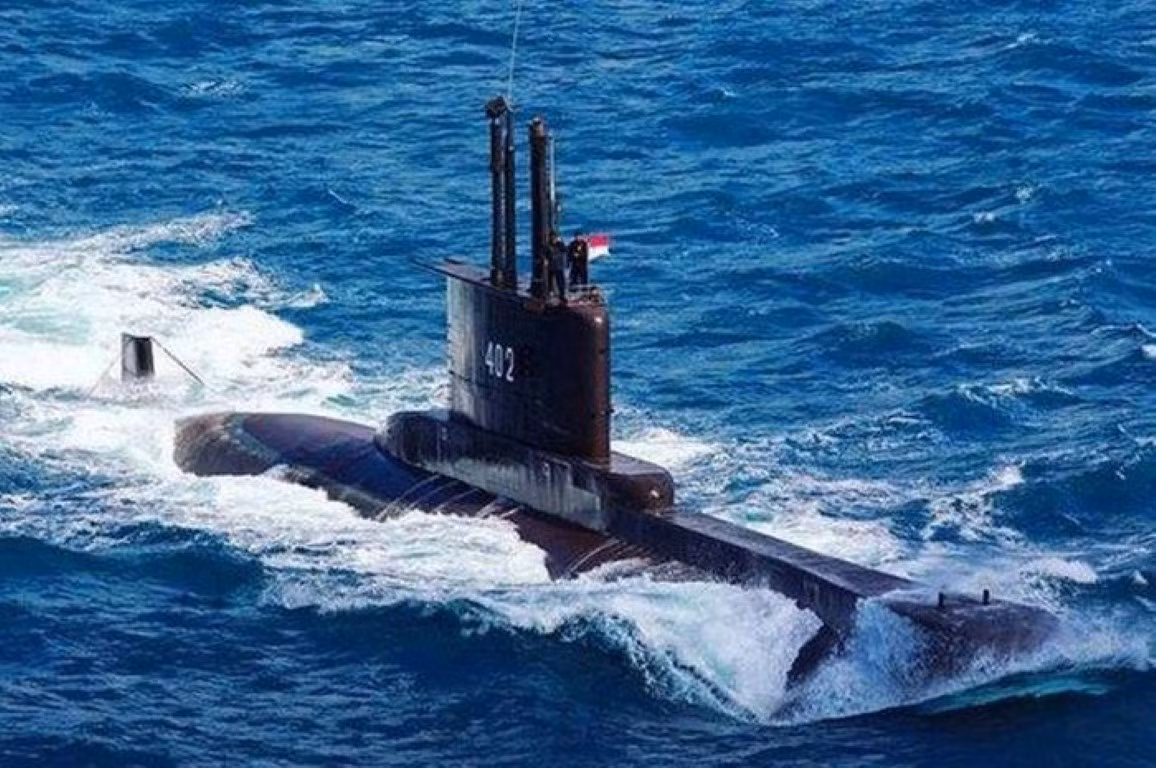 Một vài loại tàu ngầm cá biệt, ví dụ như lớp Oscar của Liên Xô, hiện đang nắm giữ kỷ lục lặn sâu nhất thế giới, cũng chỉ có thể vươn tới độ sâu tối đa 600 mét so với mực nước biển.