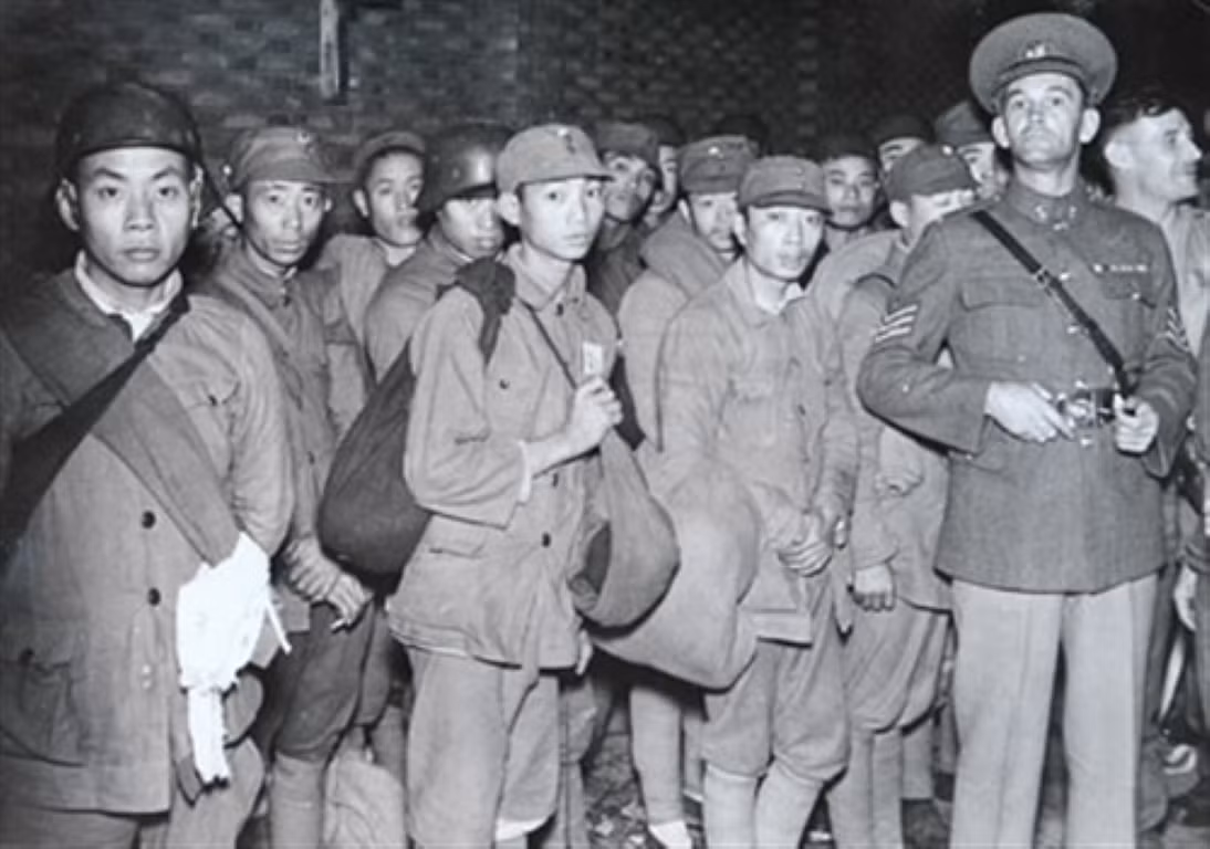 Tổng cộng có 376 lính Trung Quốc rút lui vào đêm 1/11/1937, 10 người đã hy sinh trong trận chiến, 27 người khác bị thương quá nặng và không thể di chuyển. Đáng lẽ ra, lính Trung Quốc có thể rút lui trong yên bình, tuy nhiên Nhật vẫn nổ súng, khiến 10 lính Trung Quốc bị thương trong quá trình lui quân.