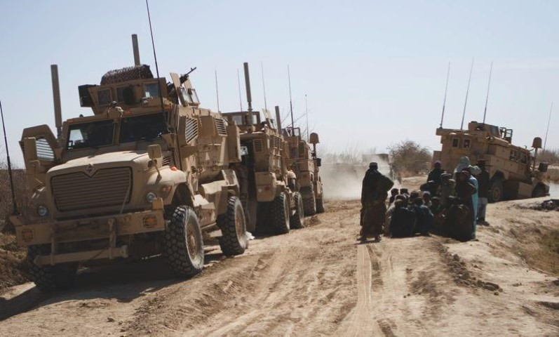 Sau khi Mỹ rút quân, các dòng xe thiết giáp này thay vì được chở về Mỹ, chúng đã được các chỉ huy quân đội Hoa Kỳ tại đây đốt cháy hoặc vô hiệu hóa.