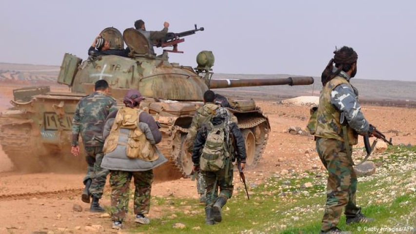 Mặc dù vậy, một vài nguồn tin từ Damascus lại cho biết họ có kế hoạch giới hạn địa điểm giao tranh về sát đường cao tốc M4, trong khi những người khác nói về trận đánh thẳng vào trung tâm Idlib.