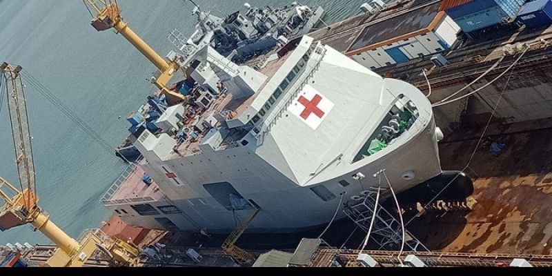 Dù được thiết kế dựa trên lớp tàu đổ bộ Makassar, tuy nhiên chiếc Wahidin Soedirohusodo của Indonesia lại là một tàu bệnh viện.