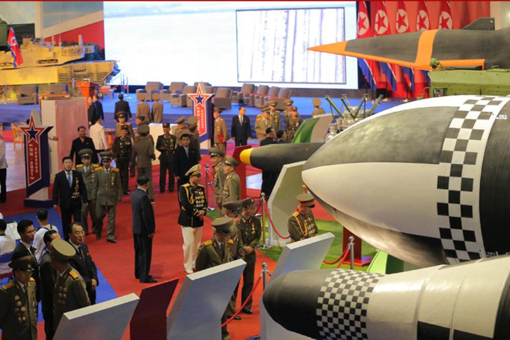 Đầu đạn này vẫn được phóng đi bằng tên lửa đẩy thông thường và chỉ khi lên tới tầng cao của bầu khí quyển thì nó mới tách ra rồi thực hiện chế độ bay linh hoạt để tiếp cận mục tiêu.