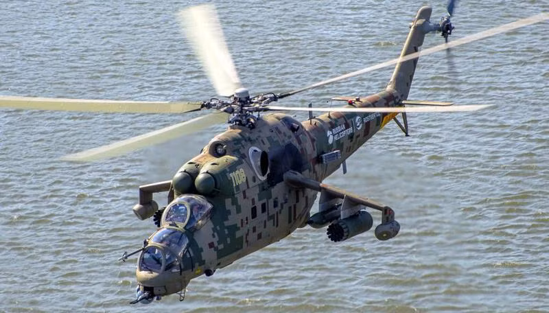 Được thiết kế giành ưu thế về tốc độ, Mi-24 chạy bằng hai động cơ turboshaft cỡ lớn và một hệ thống rotor chính 5 cánh quạt cùng với 3 cánh đuôi.